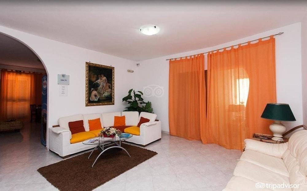 Hotel Club Bellavista В'єсте Екстер'єр фото